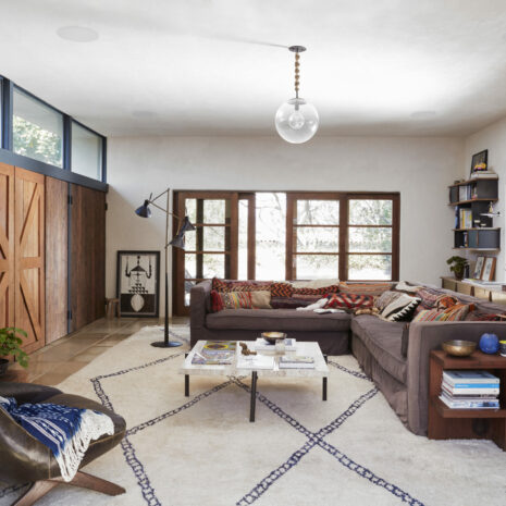 Sonos and Sonance In-Ceiling Speaker-Lifestyle Shot-Living Room-Q1FY19 Core Creative MST-MST JPEG fid24824.jpg Sonos and Sonance In-Ceiling Speaker-Lifestyle Shot-Living Room-Q1FY19 Core Creative MST-MST JPEG fid24824.jpg